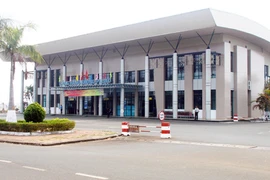 Đóng cửa sân bay Pleiku, Vietnam Airlines hoàn vé, đổi vé cho hành khách
