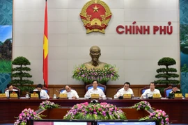 Tăng trưởng khá nhờ đẩy mạnh khai thác dầu khí