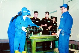 Đạn đại bác phục vụ lễ Quốc khánh được sản xuất thế nào