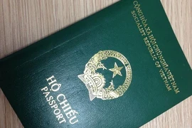 Miễn thị thực cho người Việt Nam định cư ở nước ngoài