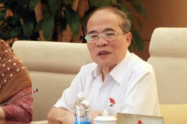 'Lúc đi thì rồng rắn, giám sát xong lại để trôi'