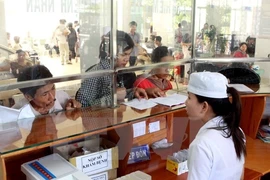 Tăng giá 1.800 dịch vụ y tế: Ai bị ảnh hưởng nhiều nhất?