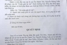 Giật bánh mì, chuối sấy 45 ngàn đồng: Bị truy tố từ 3-10 năm tù 