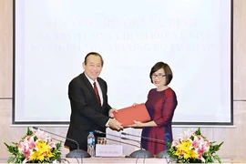 Nhân sự mới