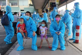 Ninh Thuận: Trẻ em, phụ nữ mang thai bị kẹt ở TP.HCM đã được đưa về quê ​