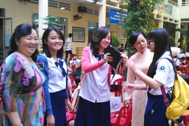 Bộ GD&ĐT tuyên dương 200 nhà giáo tiêu biểu