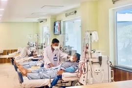 Lý do nhiều bệnh viện ở TP.HCM không nhận hoa, quà Ngày Thầy thuốc Việt Nam