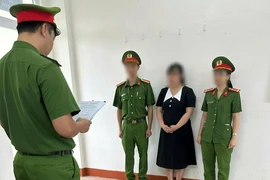 Nhận làm dịch vụ hồ sơ đất đai rồi tự ý bán nhiều thửa đất của khách 