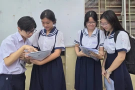 Gợi ý giải đề Văn thi lớp 10 tại TP.HCM