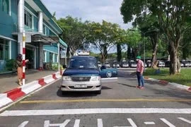 Xe ô tô tập lái đi dưới tốc độ tối thiểu có bị xử phạt không?