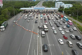 Từ 1-10, tài khoản giao thông hết tiền khi xe qua BOT có bị phạt?