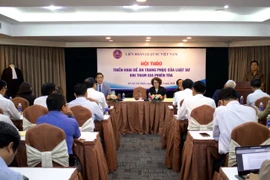Các luật sư nêu ý kiến về việc mặc áo choàng khi tham dự phiên tòa