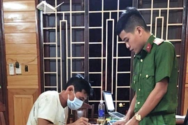 Bắt người làm giả sổ hồng với giá từ 30 đến 50 triệu đồng