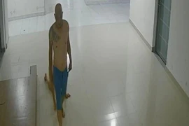 Bắt tạm giam người bố bạo hành con trai ở Lâm Đồng