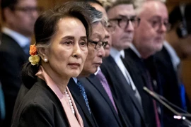 Myanmar: Quân đội tung bằng chứng bà Suu Kyi nhận hối lộ
