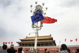 Thấy gì từ việc EU không duyệt thỏa thuận đầu tư với TQ?