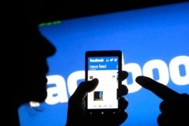 Facebook kiện 4 công dân Việt Nam: Lửa xa vẫn cháy gần