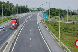 6 dự án đường bộ cao tốc sử dụng vốn ngân sách trên 10.000 tỉ đồng