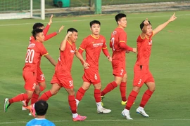 Đội tuyển Việt Nam thượng lộ bình an!