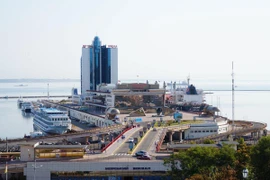 Nga, Ukraine tranh cãi chuyện gỡ mìn ở biển Đen