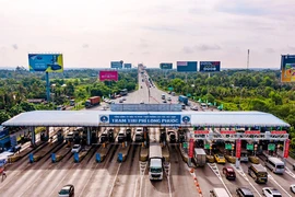 Còn 5 ngày, 60% xe chưa dán thẻ thu phí không dừng