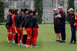Thử thách lượt đi vòng loại Olympic Paris 2024 của đội nữ Việt Nam