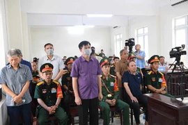 Cựu tư lệnh Cảnh sát biển bị phạt 16 năm tù