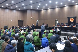 Vụ Việt Á: Công tội phân minh, 'đếm tiền mòn vân tay'