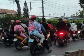 Xử lý hình sự vụ 100 người đua xe ở Hóc Môn