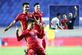 Sai sót của trọng tài không làm mờ đi cơn mưa gôn và những bàn thắng đẳng cấp của đội tuyển Việt Nam.