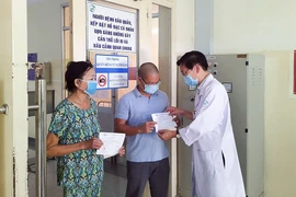 “Tôi được chữa COVID-19 như thế nào?” 