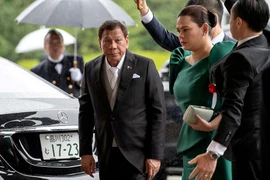 Bà Sara Duterte-Carpio tháp tùng Tổng thống Rodrigo Duterte trong chuyến công du Nhật hồi năm 2019.