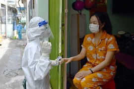 'Ưu tiên, bảo đảm sức khỏe, tính mạng của nhân dân là trên hết'
