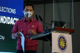 Pacquiao chính thức tranh cử tổng thống Philippines.