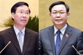 Thường trực Ban bí thư Võ văn Thưởng (trái) và Chủ tịch Quốc hội Vương Đình Huệ tại hội nghị ngày 3-11.