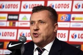 Chủ tịch LĐBĐ Ba Lan Cezary Kulesza tuyên bố không đá play off với Nga và kêu gọi các đội khác cũng thế.