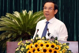 Bí thư Thành ủy TP.HCM Nguyễn Văn Nên phát biểu tại hội nghị. 