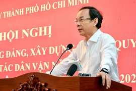 Bí thư TP.HCM Nguyễn Văn Nên phát biểu tại hội nghị.