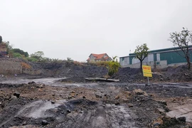 Quảng Ninh: Nhiều cán bộ bị kiểm điểm vì than “thổ phỉ“