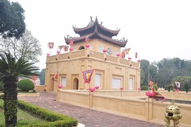 Chủ tịch Hà Nội phê bình việc “làm mới” di tích