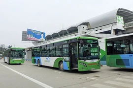 Xe buýt nhanh giá hơn 5 tỉ là do... thiết kế riêng?