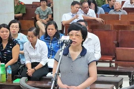 Bà Thu Nga khai đưa tiền cho chủ hiệu vàng 'chạy' ĐBQH