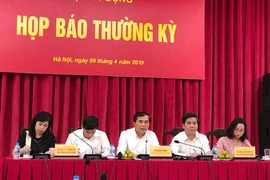 Chưa có nguồn lực di dời trụ sở các bộ ngành