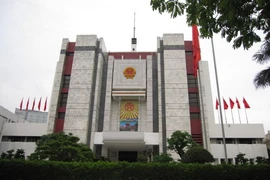 Chủ tịch Hà Nội ra chỉ thị cấm cán bộ tặng quà tết cấp trên