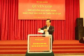Bộ Xây dựng phát động quyên góp ủng hộ đồng bào Miền Trung
