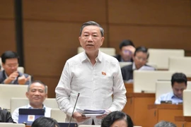 Bộ trưởng Tô Lâm: Đề xuất xử hình sự cán bộ dùng bằng giả