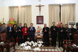 Bí thư Hà Nội thăm, chúc mừng Tòa Tổng Giám mục Hà Nội