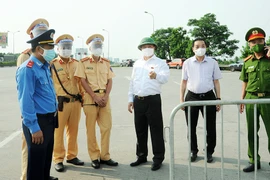 Bí thư Hà Nội chỉ đạo gỡ ùn tắc cửa ngõ Thủ đô