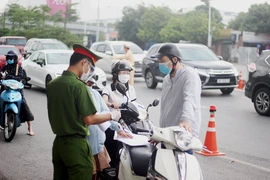 Hà Nội không còn ùn tắc sau chỉ đạo điều chỉnh cấp, kiểm tra giấy đường