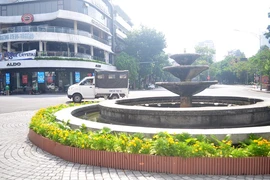 Sáng nay, TP Hà Nội cho mở lại hầu hết dịch vụ thiết yếu